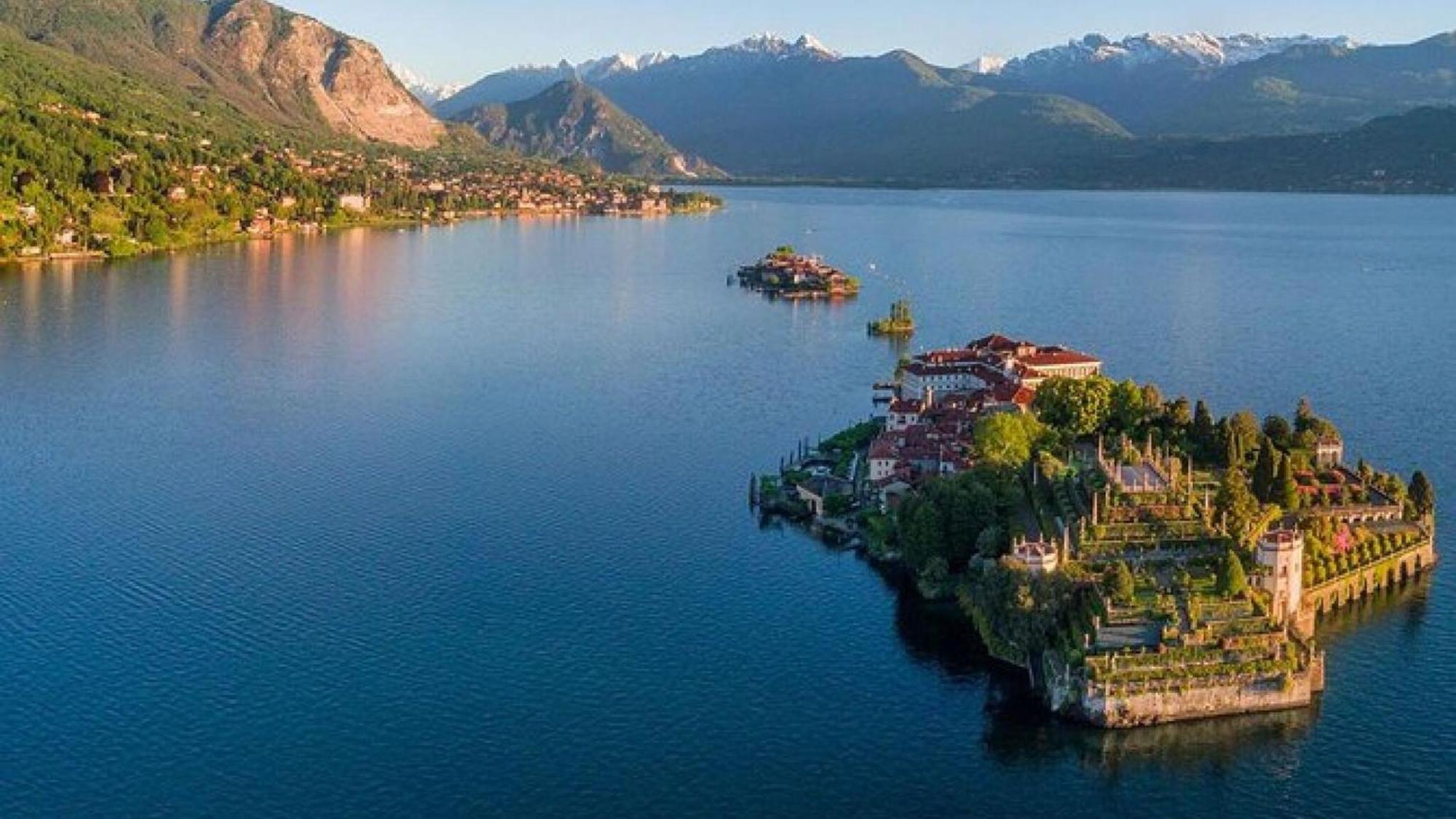 Lake Lovers House Lesa Esterno foto